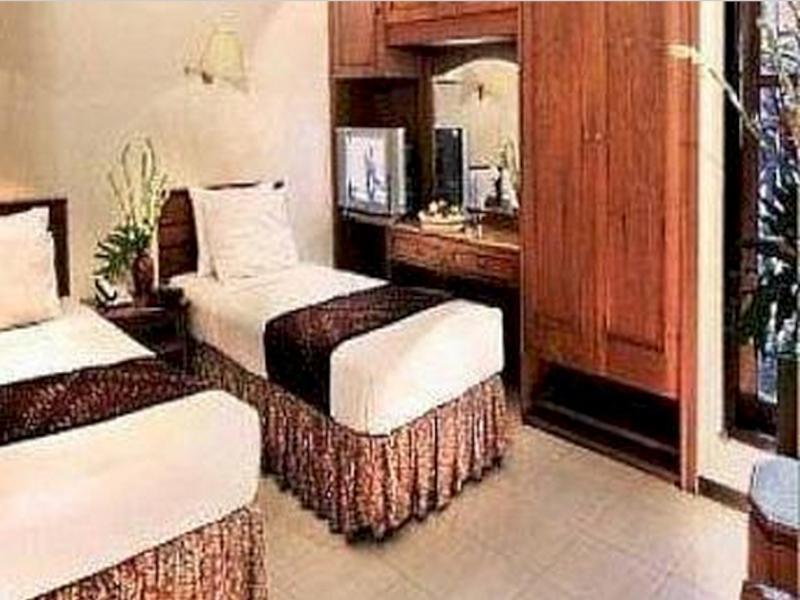 Hotel Montana Dua Malang Exterior foto