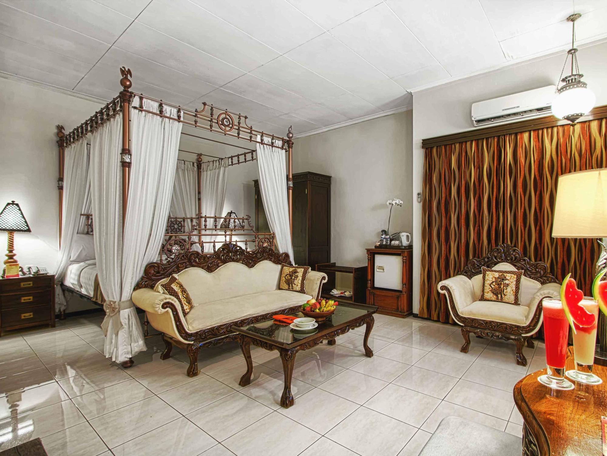 Hotel Montana Dua Malang Exterior foto