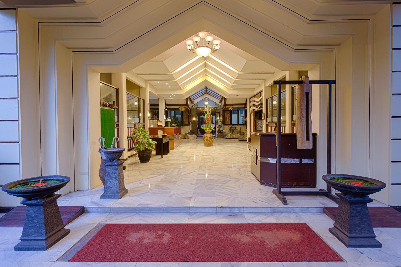 Hotel Montana Dua Malang Exterior foto